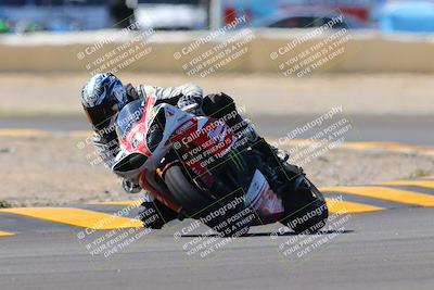 media/Oct-09-2022-SoCal Trackdays (Sun) [[95640aeeb6]]/Turn 2 (1110am)/